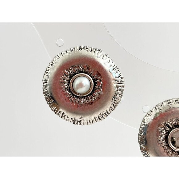 Silver Tone Textured Clip On Vintage Retro Stud Classic Earrings - Picture 4 of 10